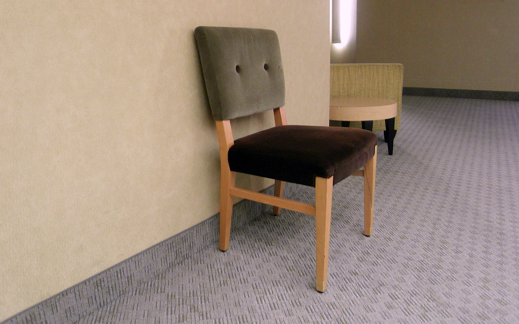 La chaise [with guilt that no man should carry]
