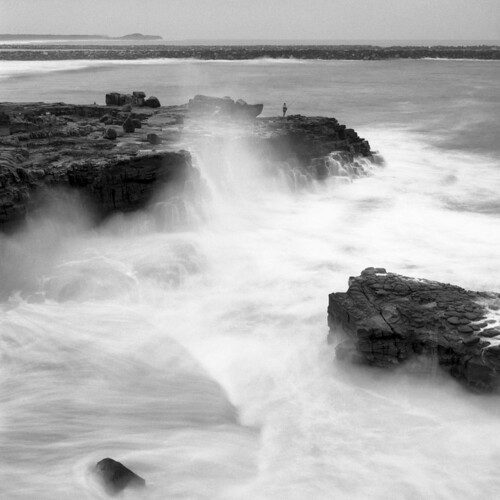 ocean sea blackandwhite 6x6 mamiya tlr film monochrome mediumformat rocks waves tide australia 120film newsouthwales splash twinlensreflex mamiyac330 yamba selfdeveloped ilfordfp4 c330