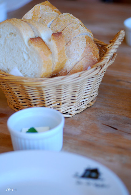 ♥Happiness is simple but delicious bread for lunch♥