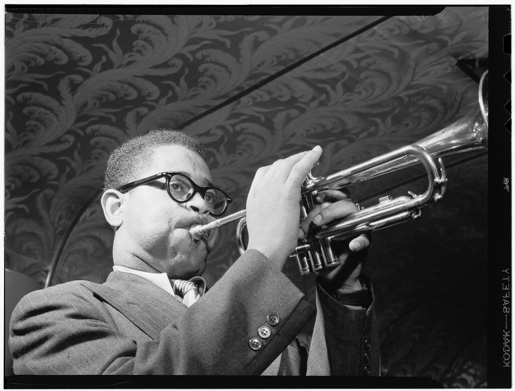 File:Dizzy Gillespie playing trumpet.jpg - Wikipedia