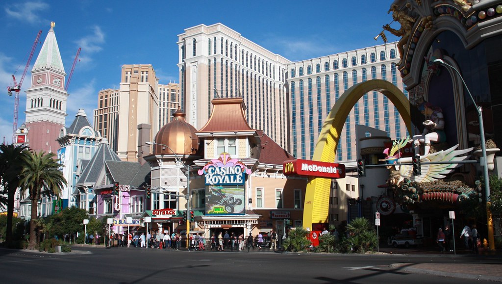 Las Vegas: Casino Royale and Hotel