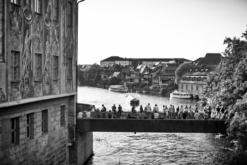 Bamberg - Studenten sehen in den Sonnenuntergang by .rog3r1, students looking into the sunsetcanon 5ds bamberg
