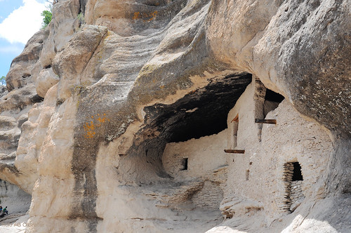 newmexico caves alcoves catroncounty gilacliffdwellingsnationalmonument tularosamogollon
