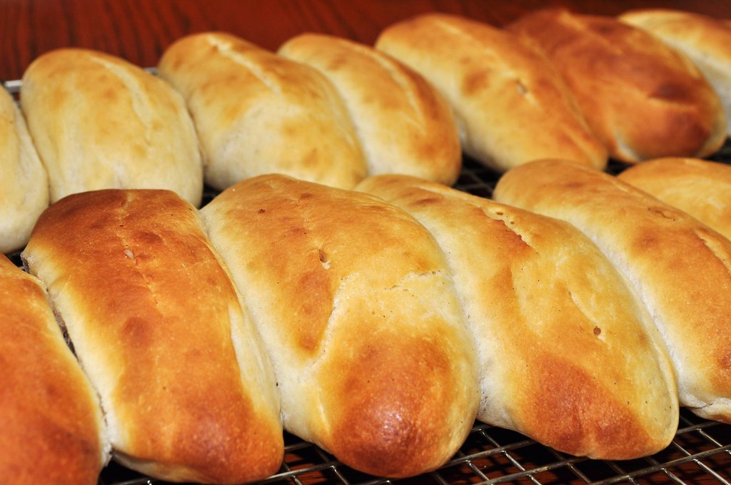 Hot Yeast Rolls