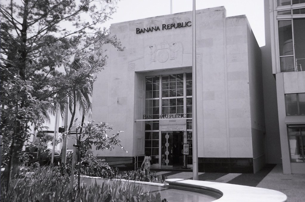 Banana Republic