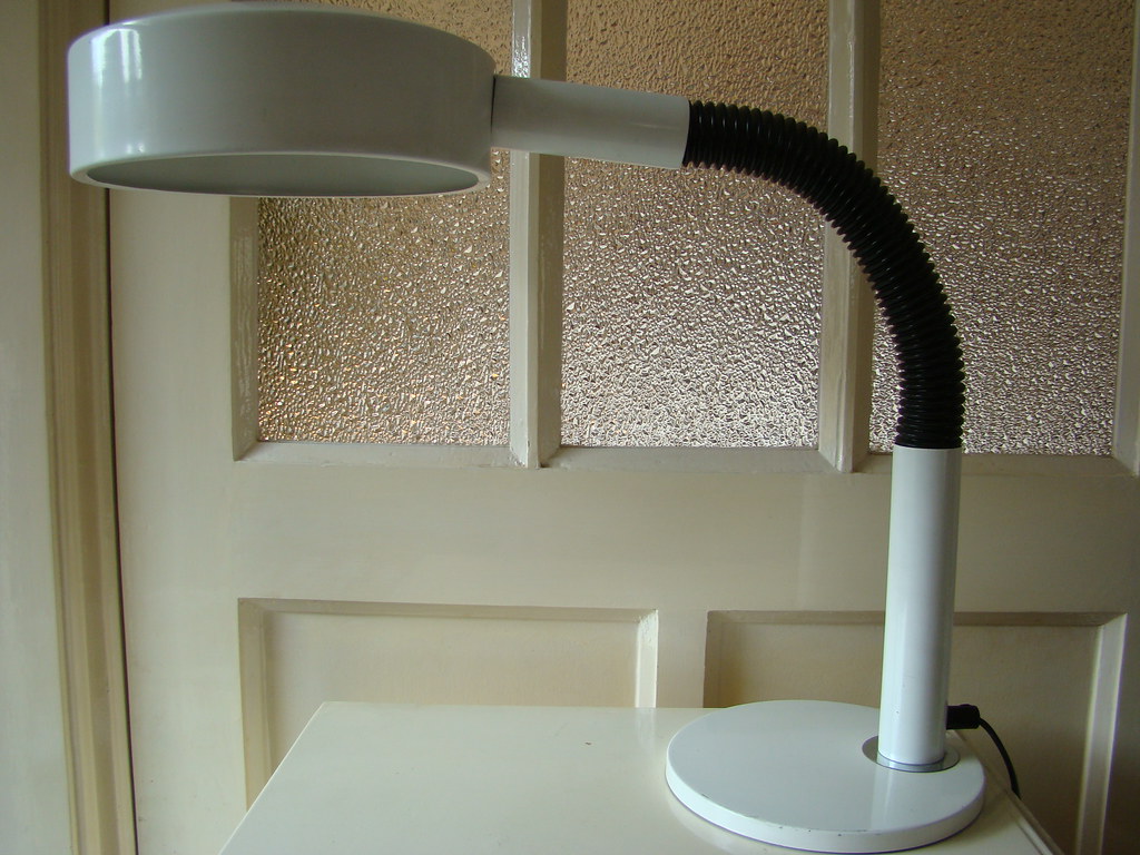 Spiksplinternieuw targetti ? retro desk lamp bureaulamp | conditie: goed AALTO… | Flickr VM-18