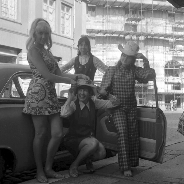 The Ladybirds besøker Bergen / The Ladybirds visits Bergen (1968)