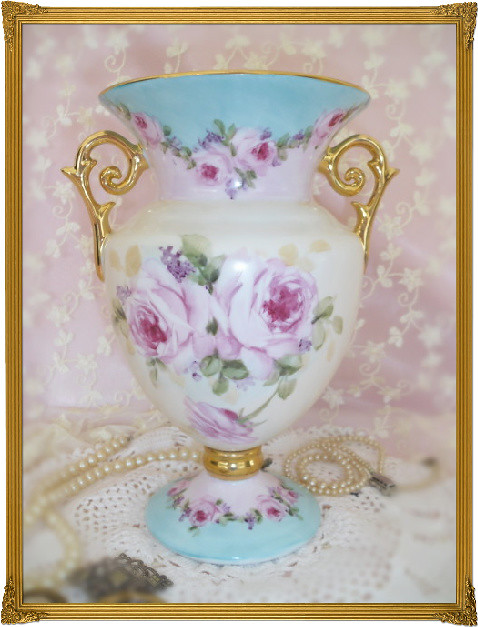 Cottage Romantic Shabby Vintage Chic Porcelain Urn Vase with Pink Roses