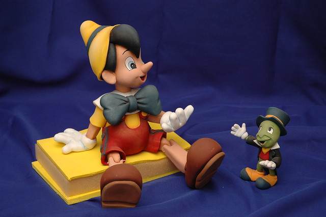 Pinocho y Pepe Grillo - Porcelana Fría