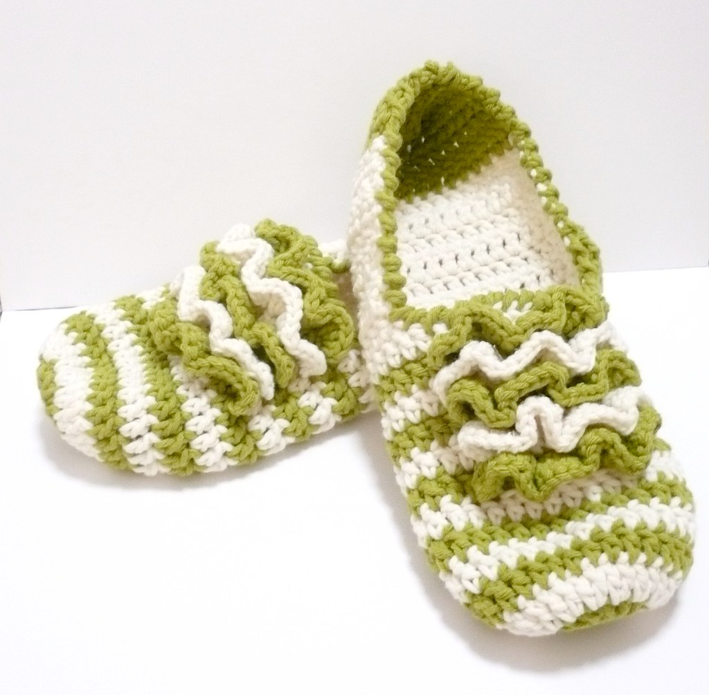 Crocheted House Slippers Olive Greena and Milk Cream Color… | Flickr