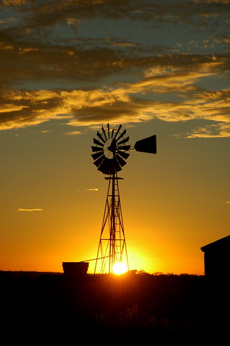 sunset windmill clouds texas sylvester tx nikon2485mm28 sylvestertexas