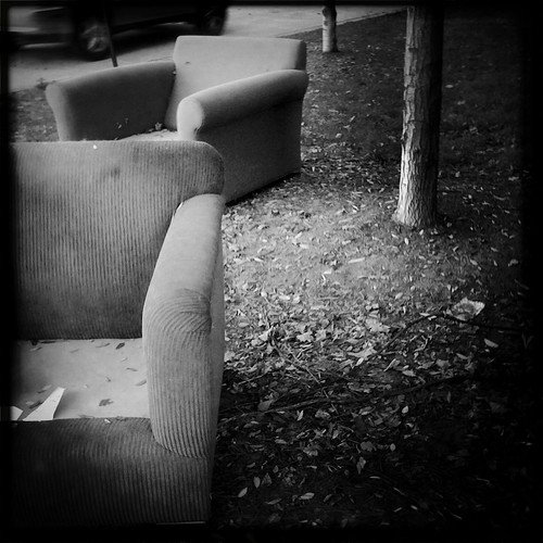 Easy Chairs by Juli Kearns (Idyllopus)