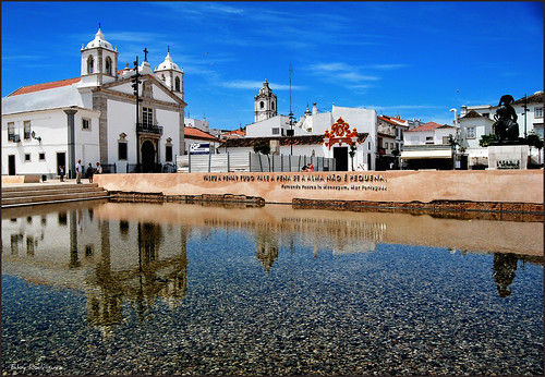 lagos algarve portugal reflejos reflects eloyrodriguez leuropepittoresque bestcapturesaoi mygearandmepremium mygearandmebronze mygearandmesilver mygearandmegold mygearandmeplatinum mygearandmediamond getty images gettyimages