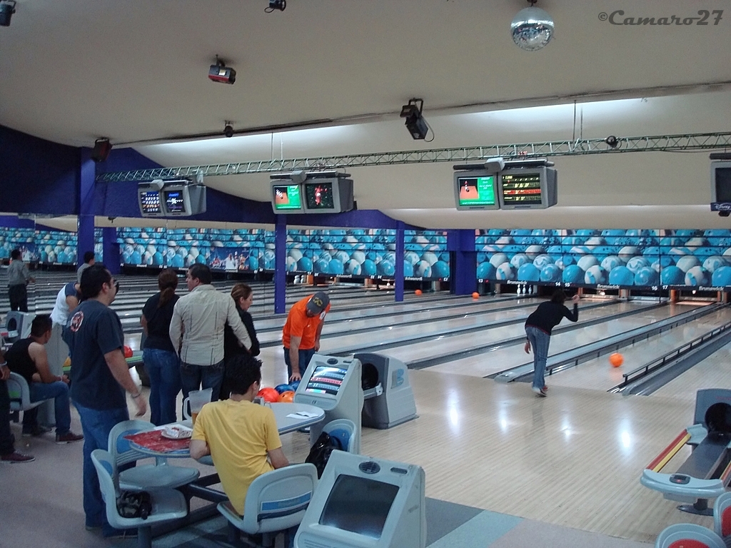 Galaxy Bowling | Galaxy Bowling Dirección: Colonia Escalón, … | Flickr