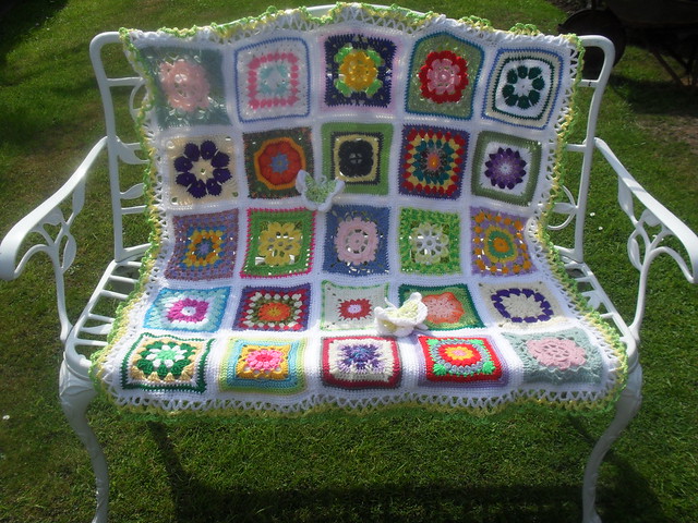 Beautiful Squares from you all, Thanks so much, aren't they pretty!.........>