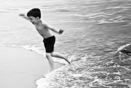 Boy Among the Waves by dmapcc