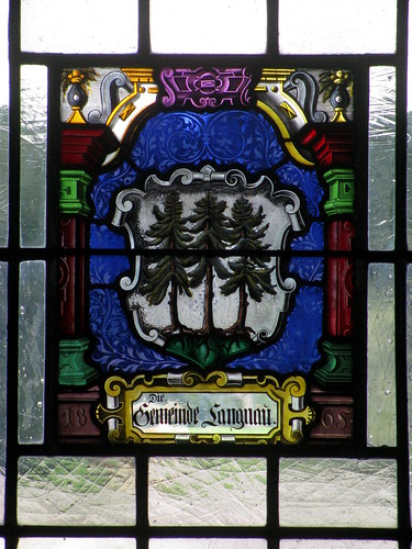 Kirchenfenster der Kirche Langnau im Emmental ( Gotteshaus reformiert - Erwähnt 1275 - Baujahr Turm 13. Jahrhundert - Neubau Schiff 1673 - 1674 - Chiuche church église temple chiesa ) im Dorf Langnau im Emmental im Kanton Bern der Schweiz | by chrchr_75