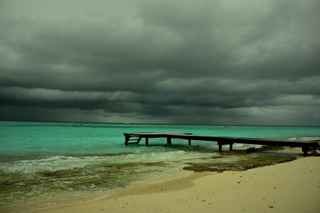 Rainy day at Landaa giraavaru Resort (Maldives)