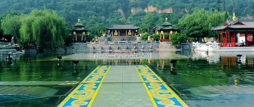 huaqing hotspring | by ebin Tang