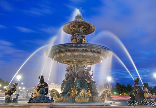 Paris, France - Fountains on the Place de la Concorde by GlobeTrotter 2000