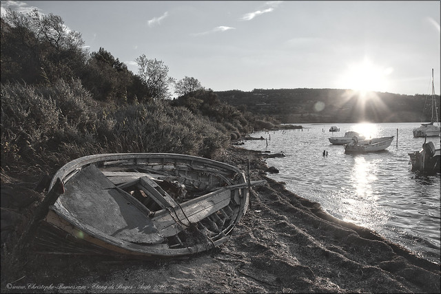 Barque échouée sur l'Etang de Bages (Aude, 11) #1