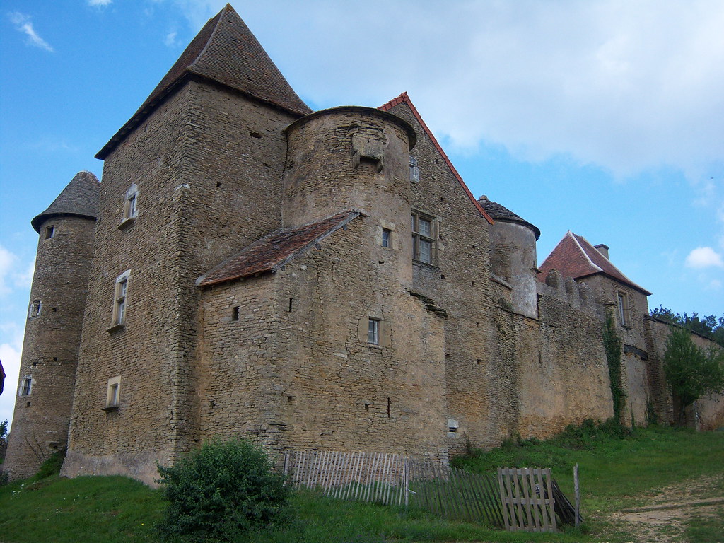 Chateau de Bissy | Chateau de Bissy près St Gengoux le natio… | Flickr
