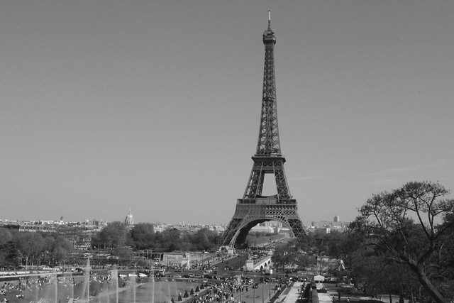 Another picture of the Eiffel Tower