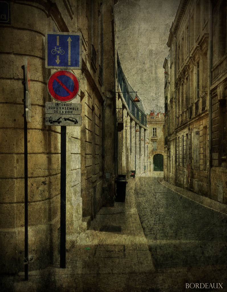 Bordeaux Street by sisyphus007