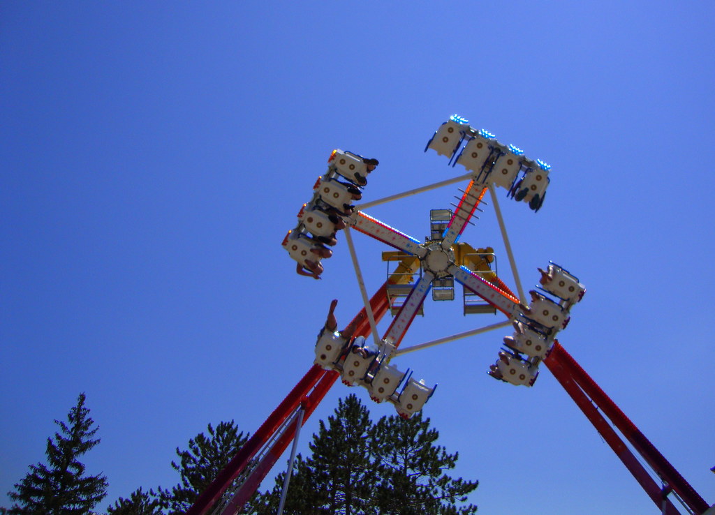 Resin Valley Rides Rainbow Valley Rides Freak Out In Motion. | Mark | Flickr