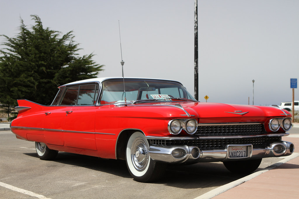 Classic Cadillac 2 - More of that for-sale Cadillac parked i… - Flickr