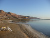 Mrtvé moře, hotel a pusté skalnaté břehy, foto: Hanka Stránská