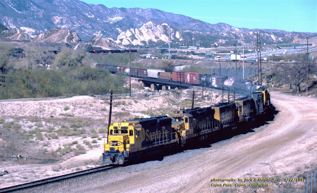 ATSF 3277, wb, Cajon Pass, CA. 1-22-1981 | AT&SF, Santa FE G… | Flickr