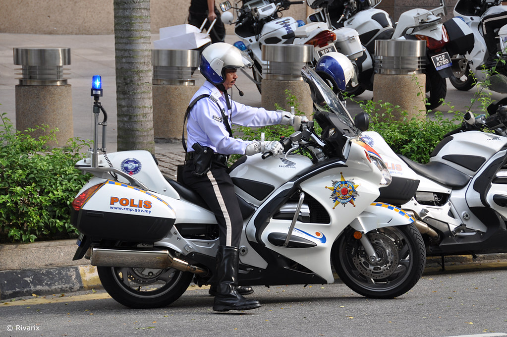 Malaysia polis diraja Pangkat Polis