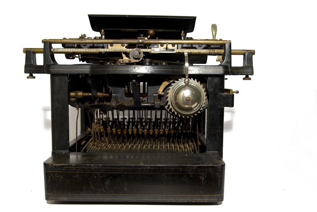 Remington Standard Typewriter No 7 Serial Number 5166.