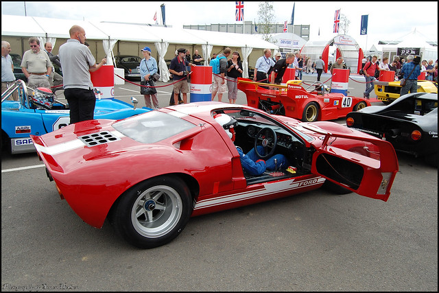 Silverstone Classic 2010 - Ford GT40
