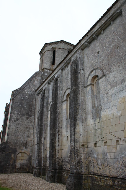 Eglise Saint-Pierre d'Echebrune