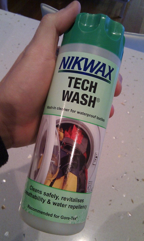 NikWax Tech Wash, i wonder if using Tech Wash is really tha…
