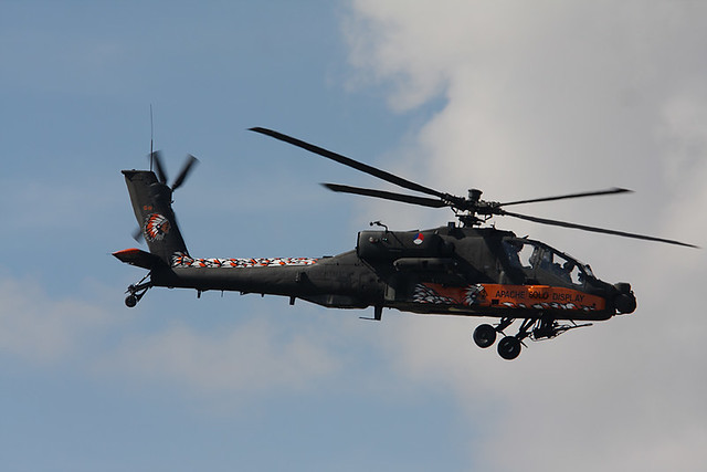 AH-64ND Apache Q-19 of the Royal Netherlands Airforce at RIAT 2010
