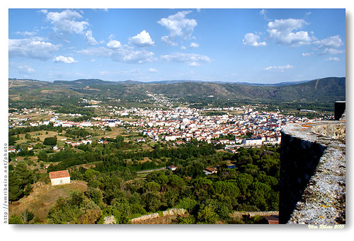 Vista de Verín by vmribeiro.net, VERÍN (Espanha): Vista de Verín, desde a torre de menagem do castelo de Monterrei.

<a href="http://