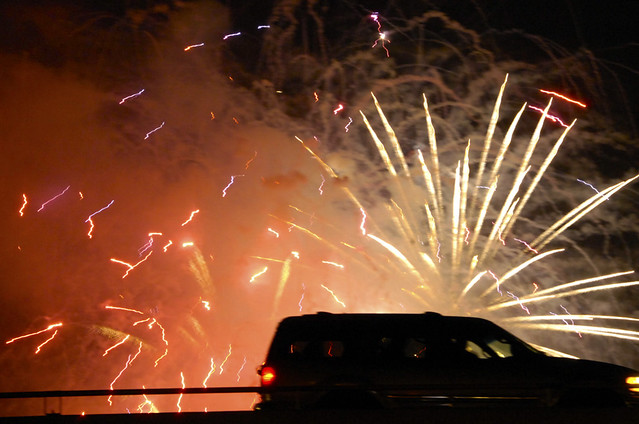 Hot Fireworks up close - D2X-7-04-10_DSC0572_55053