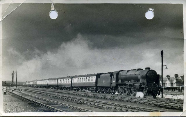Royal Scot 4-6-2  46168  The Girl Guide