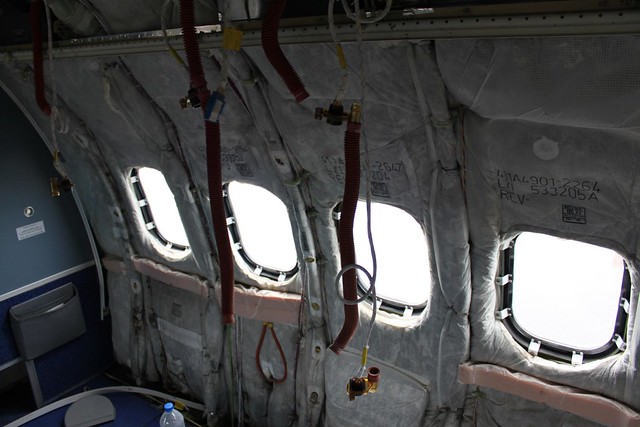 Torn-down cabin of old Midwest 737-600