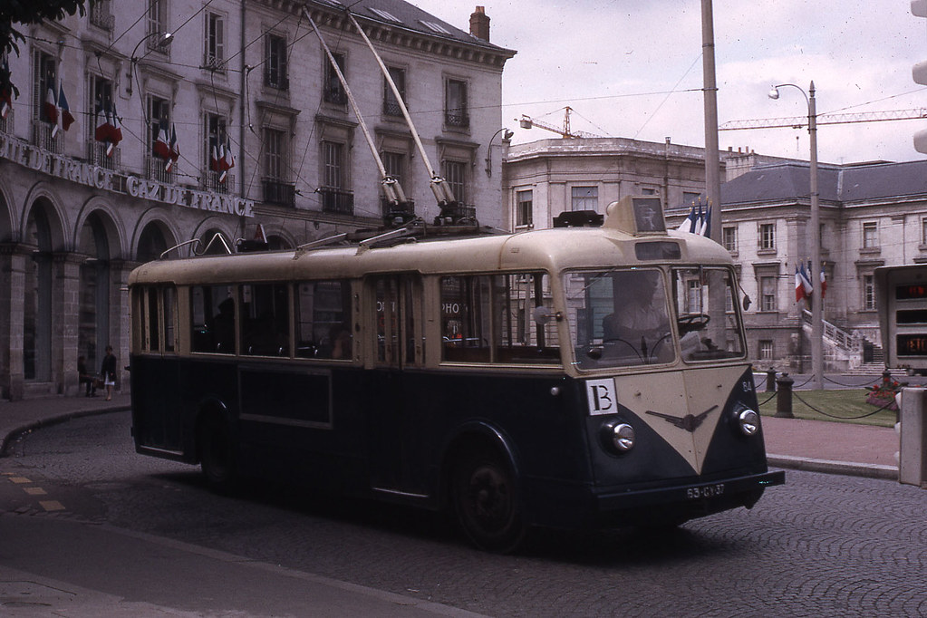 JHM-1966-0114 - Tours, trolleybus.