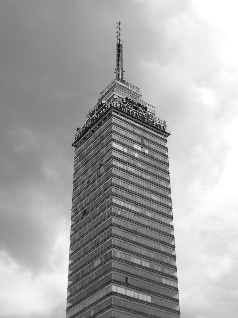 Edificio vértigo | María Sarajevo | Flickr