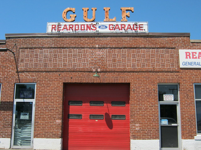 Reardon's Garage Holyoke,MA
