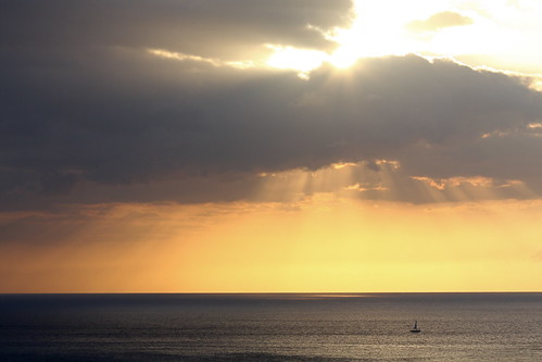 sunset sea island hawaii boat big sail bojorchess
