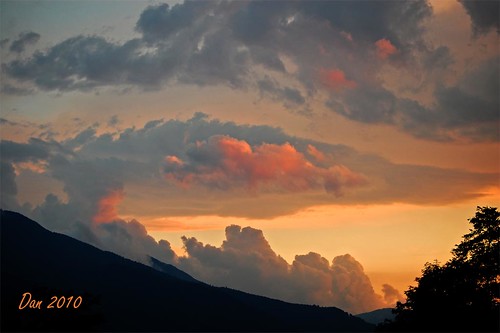 tramonto nuvole cielo cloudslightningstorms allegrisinasceosidiventa