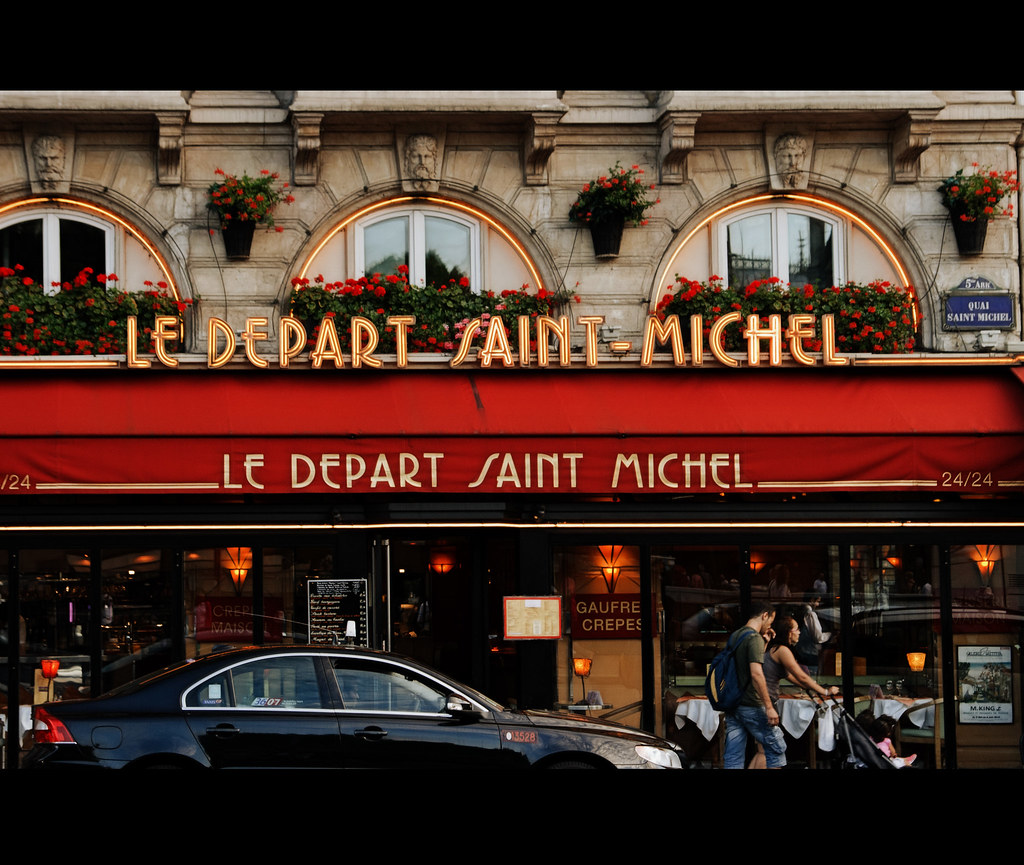 Le Depart Saint Michel | Andreas Kusumahadi | Flickr