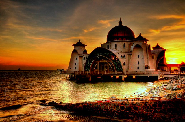 Melacca Strait Mosque 马六甲海峡清真寺 ...