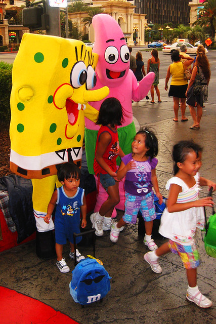 Walking The Strip – SpongeBob - Patrick